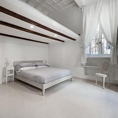 Appartamento Antique-Modern Flat By Navona Square Roma Esterno foto